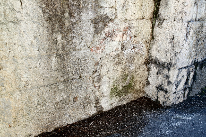 verso l'uscita del ponte carrabile