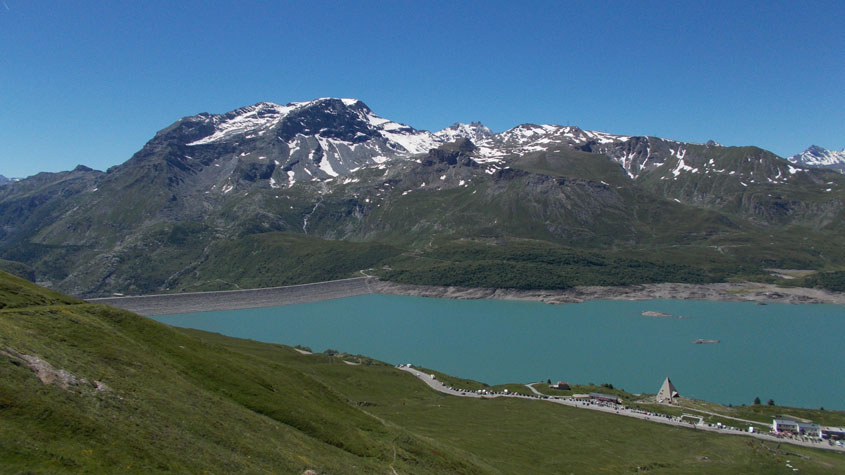 Il Pian delle Fontanette visto dalla srada