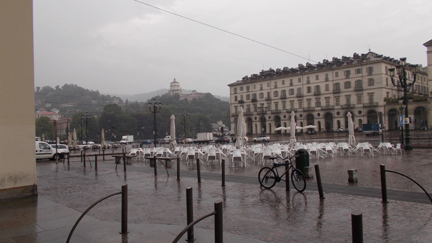 12 luglio 2016 Torino sotto la piogga-Piazza Vittorio e il Monte dei Cappuccini