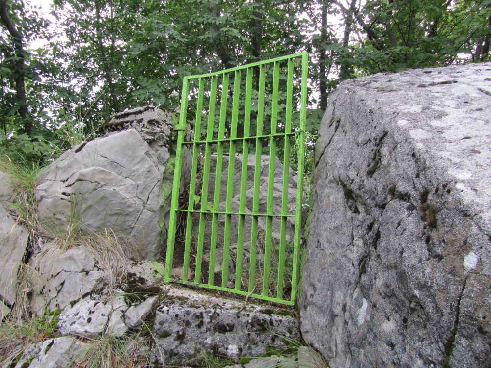 Manzano, Quota 54 e Castelmonte 032.JPG
