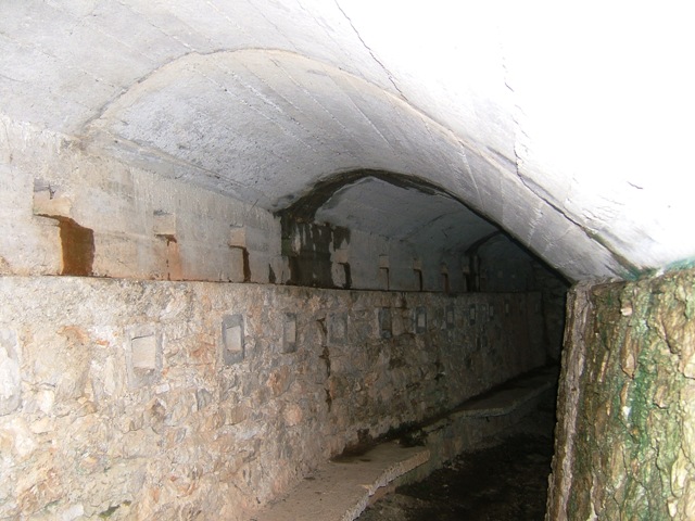 Redipuglia _ Trincea blindata