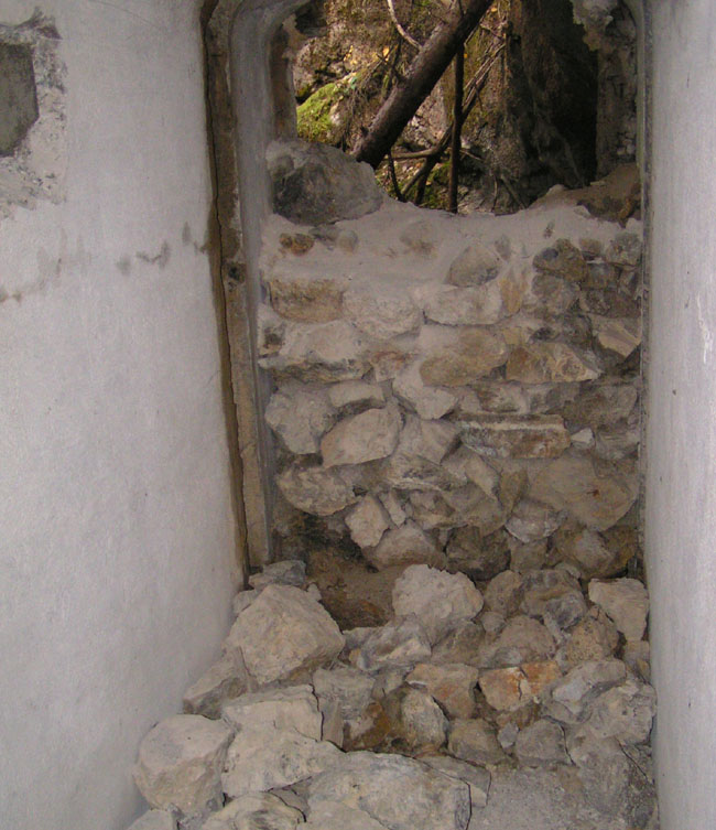 2' ingresso visto dall' interno
