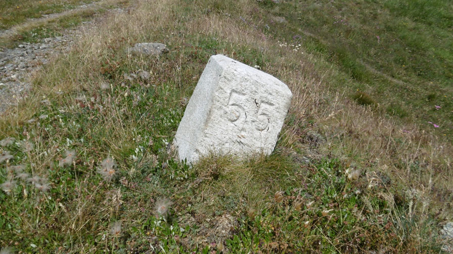 Cippo ettometrico