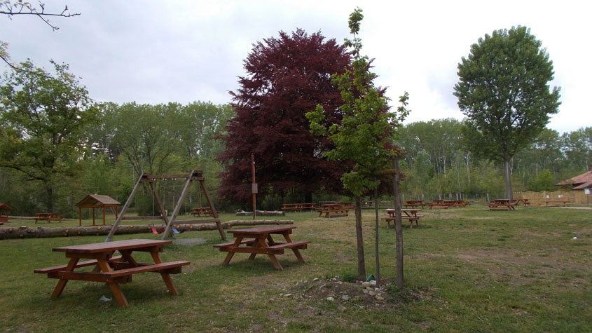 26 aprile 2017 Parco La Mandria-Area ristoro della cascina Oslera