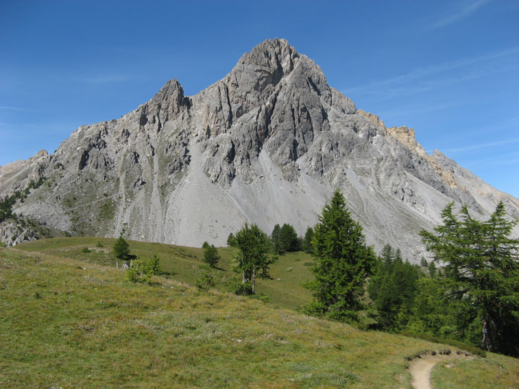 La Guglia del Mezzodì vista dai pressi del Col des Acles