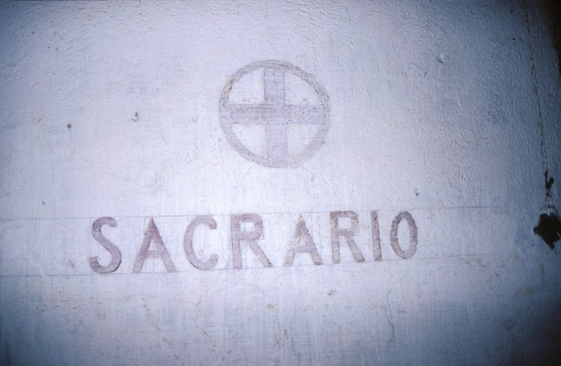 19950708 011-010 Ingresso Sacrario.jpg