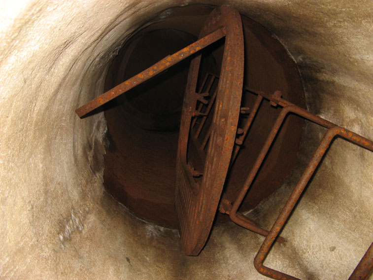 Interno del pozzo dell'Osservatorio del Centro 14 al Moncenisio