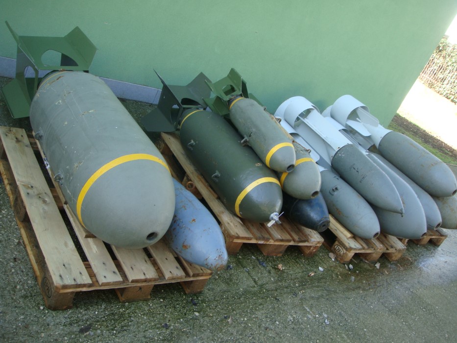 11 bombe 1 4436.JPG
