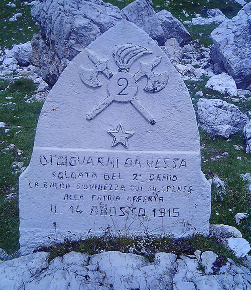 tre cimebis.jpg