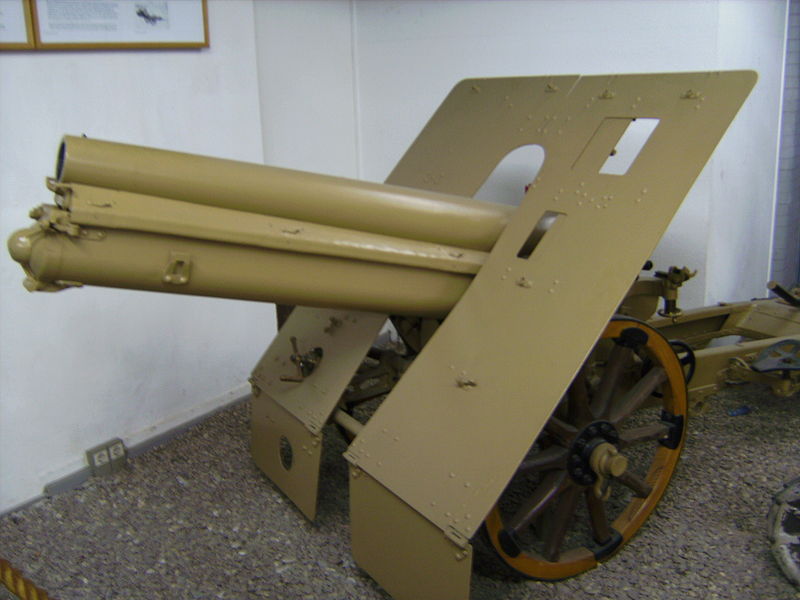 800px-100_mm_Skoda_Gebirgshaubitze.jpg