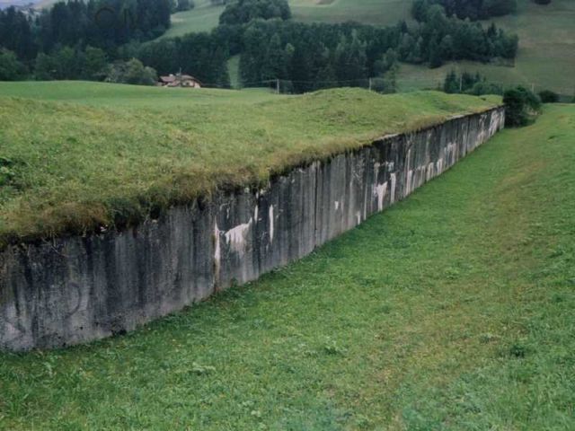 Muro anticarro.jpg