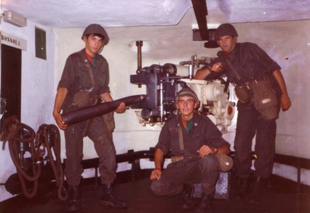 P2-galleria 1983.jpg