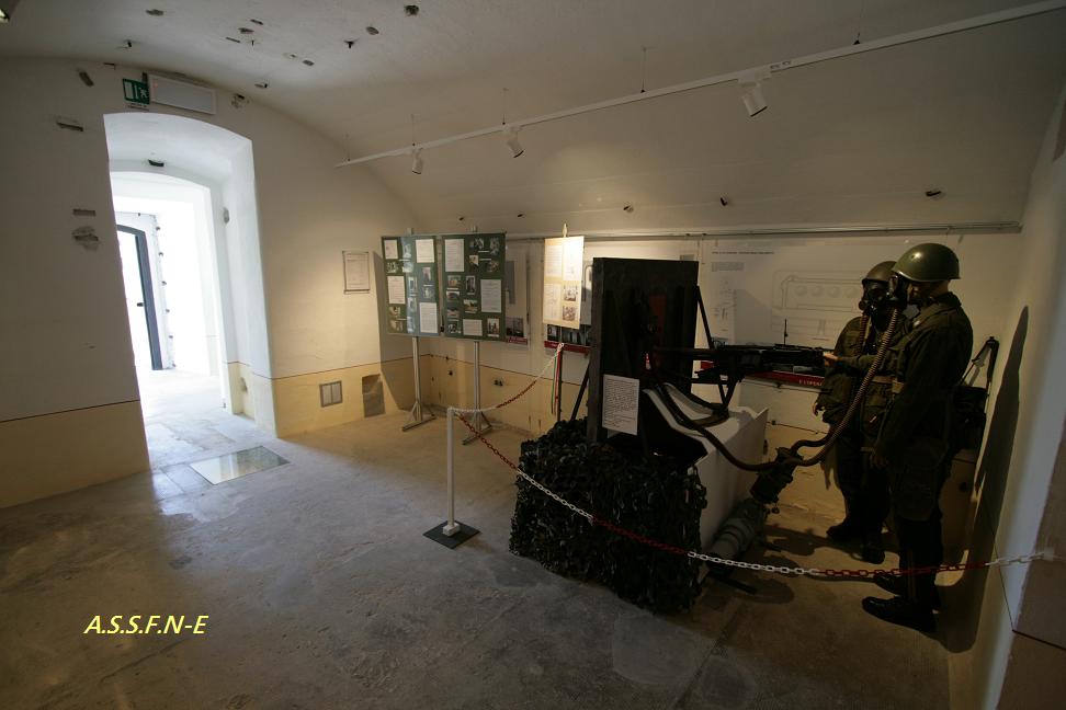 M2.JPG
