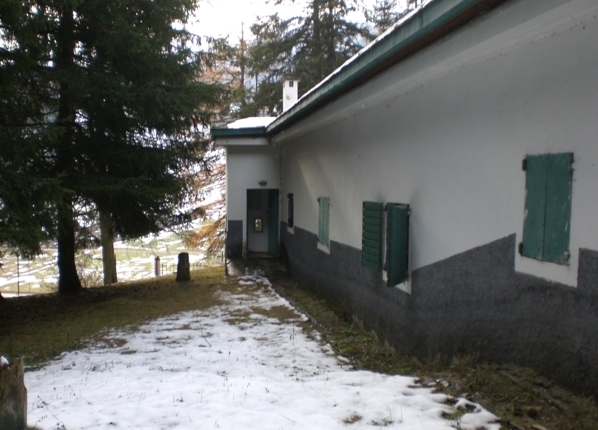 La caserma.