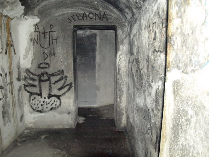 08044100.JPG
