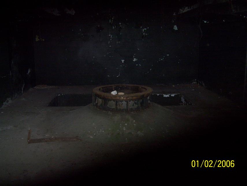 100_1976.jpg