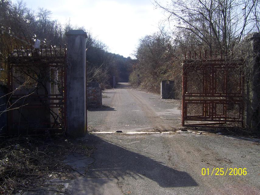 Entrata principale &quot;MONTE DI MEZZO&quot;