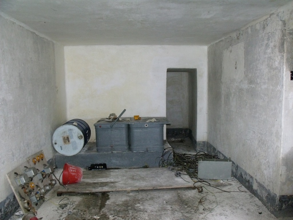 Interno recentemente totalmente smantellato dell'opera 4