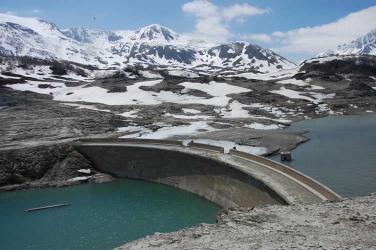 La diga ad arco