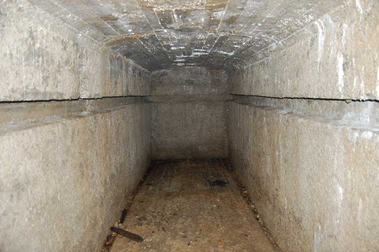L'interno del camerone del Ricovero