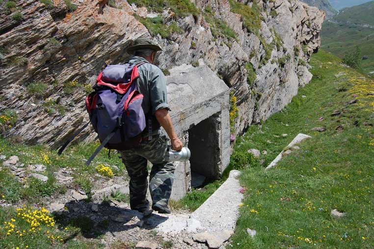 Se volete seguirmi iniziamo la visita al Ricovero O