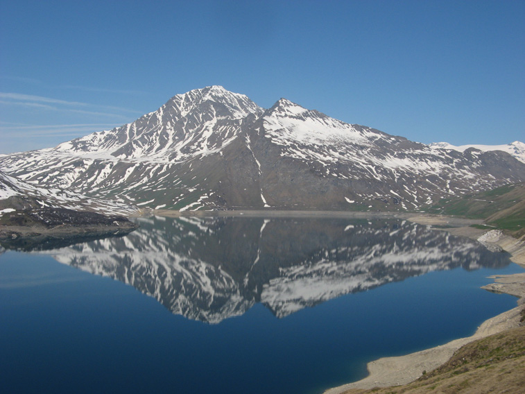 Punta Clairy e lago