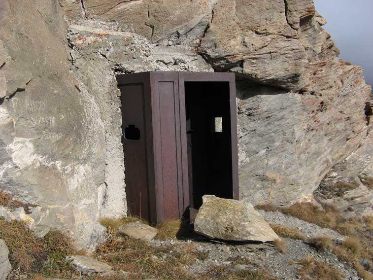 Classica Porta-Garitta installata in opere del Vallo Alpino Occidentale