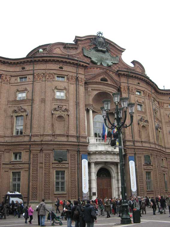Palazzo Carignano,qui ebbe sede il primo Parlamento Italiano,venne proclamato il Regno d'Italia e vi nacquero Carlo Felice e Vittorio Emanuele II