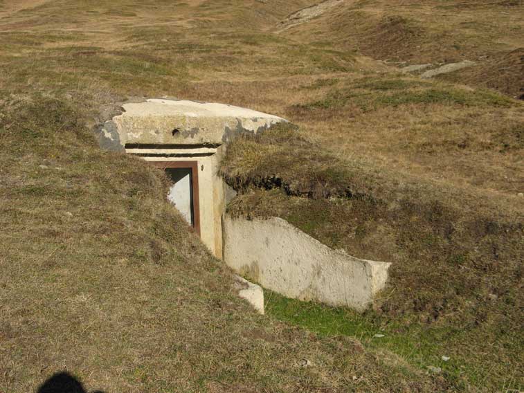 La breve trincea di accesso