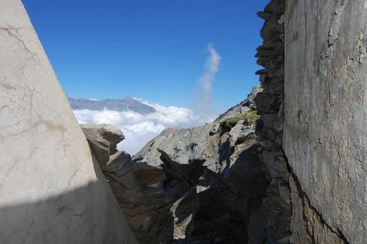 La trincea di accesso vista dall'interno