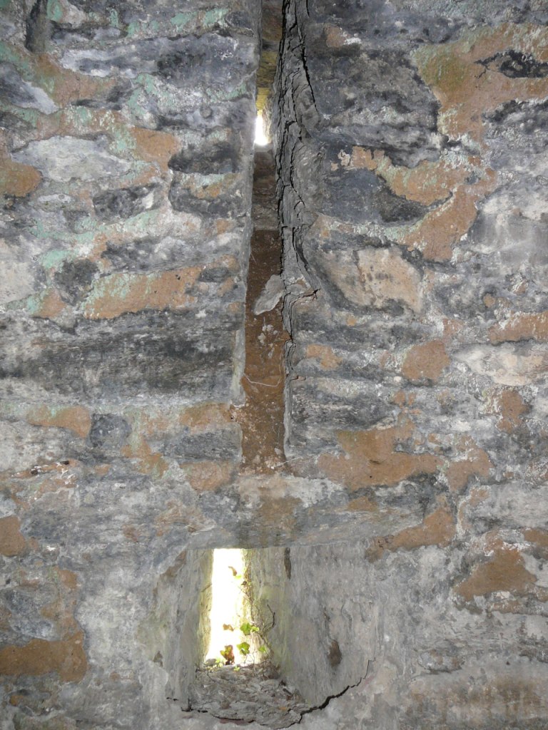 strana doppia feritoia