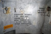 Riservetta di un'opera del vallo orientale. Sono indicate la quantità di colpi, il tipo di arma e anche la relativa postazione