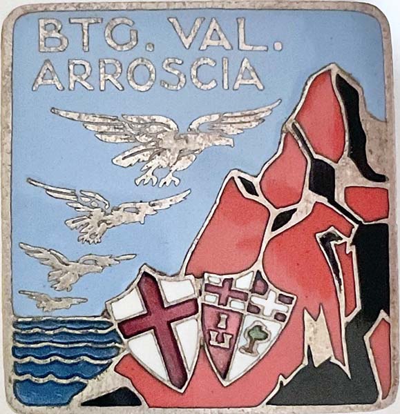 Distintivo produzione F.M. Lorioli di epoca fascista valarroscia